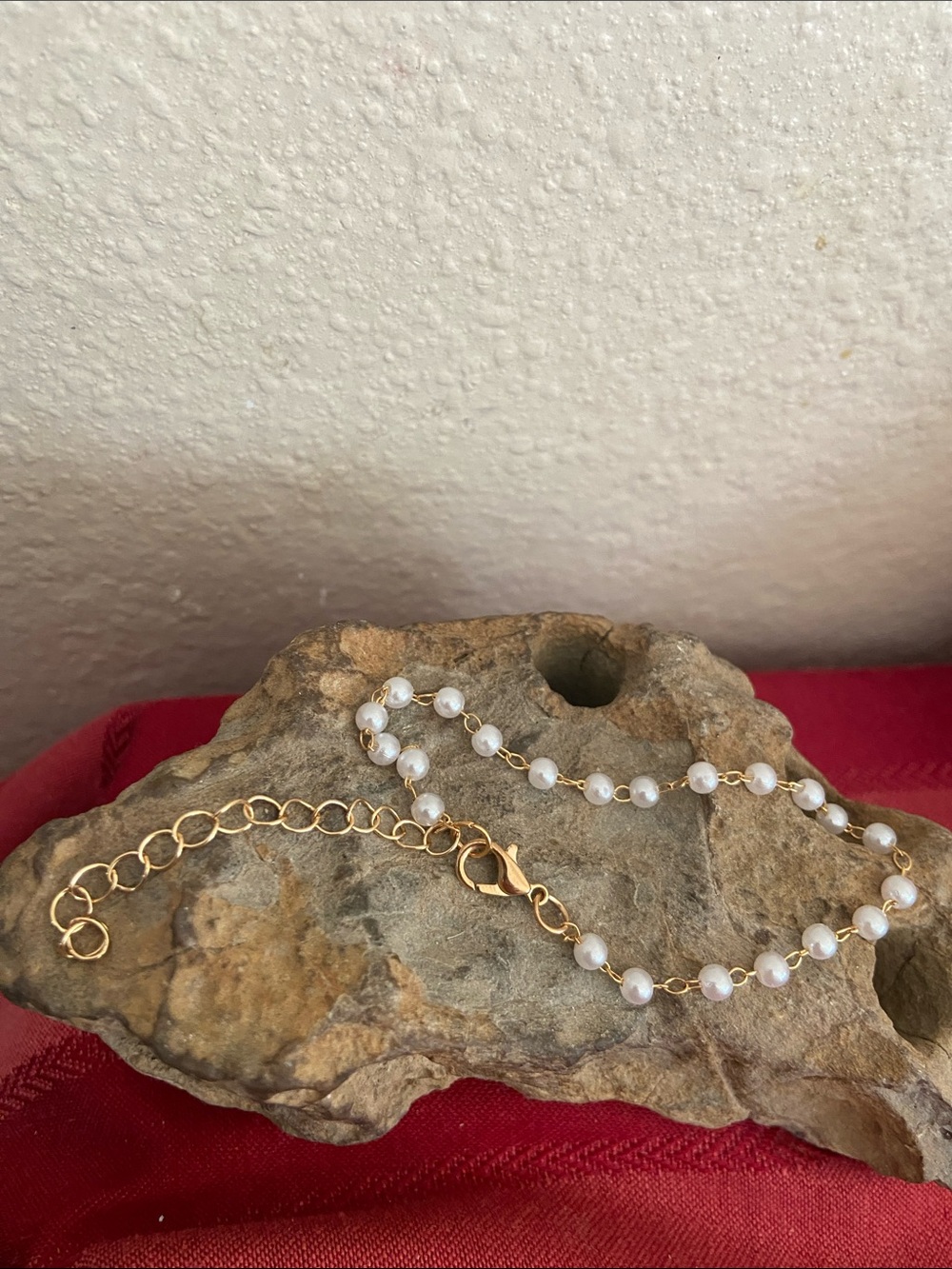 5/$10❤️❤️❤️NEW Gold Tone Zinc Alloy Faux Pearl Delicate Bracelet